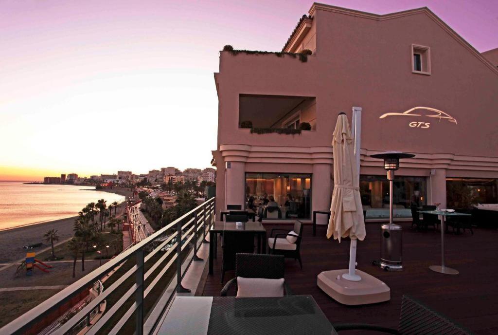 Hotel Vincci Seleccion Aleysa Benalmádena Exteriér fotografie The hotel's terrace